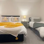 Longstay Family Contractor, Wi-fi, Discounts Apartamento *