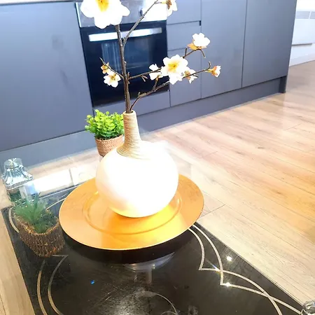 Longstay Family Contractor, Wi-fi, Discounts