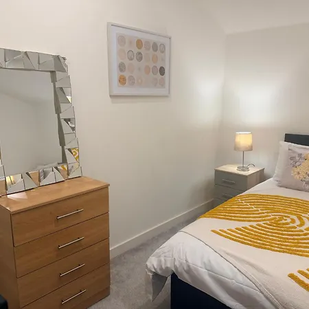 Longstay Family Contractor, Wi-fi, Discounts Apartment *