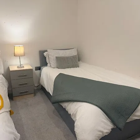 Longstay Family Contractor, Wi-fi, Discounts Apartment