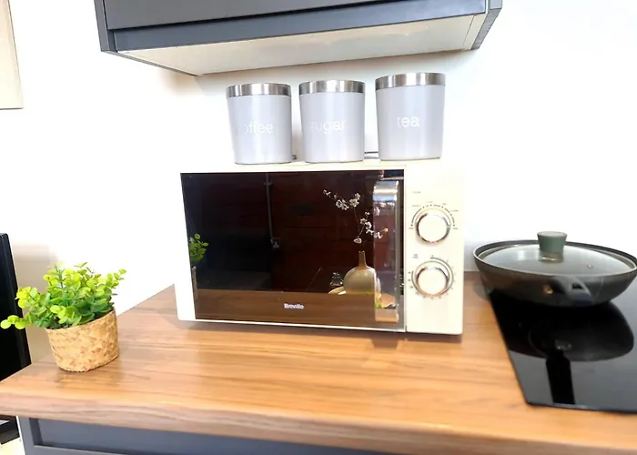 Longstay Family Contractor, Wi-fi, Discounts Bradford (West Yorkshire)