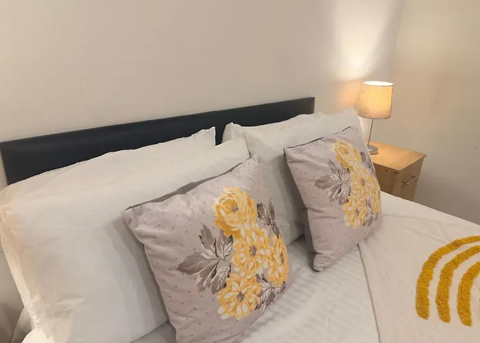 Longstay Family Contractor, Wi-fi, Discounts Apartment *